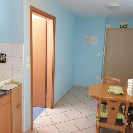 Modrina Guest Apartamento *