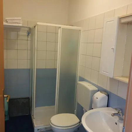 Modrina Guest * Kobarid