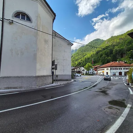 Modrina Guest Kobarid