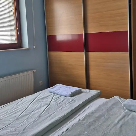 Modrina Guest