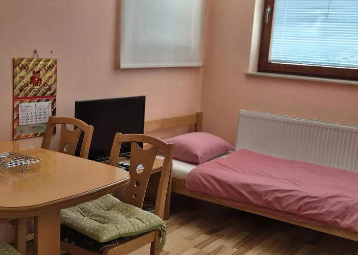 Apartament Modrina Guest